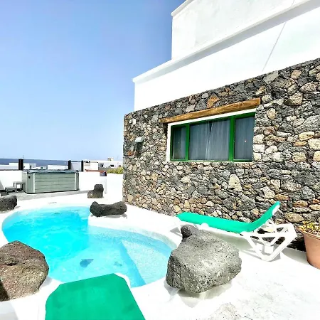 7 Con Piscina, Jacuzzi Y Barbacoa Privada